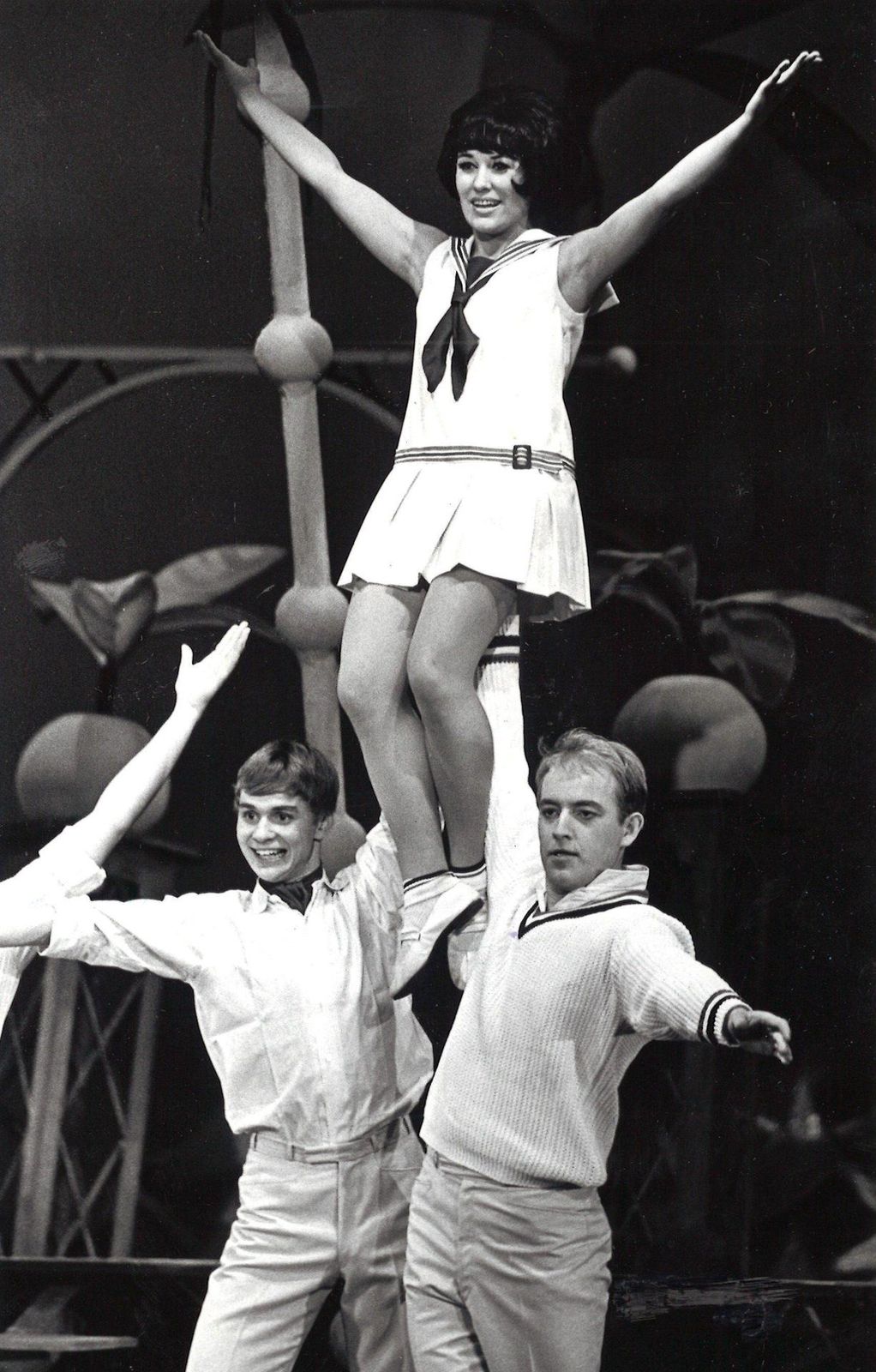 Kinnunen-Sarkola-Schauman-1965.jpg
