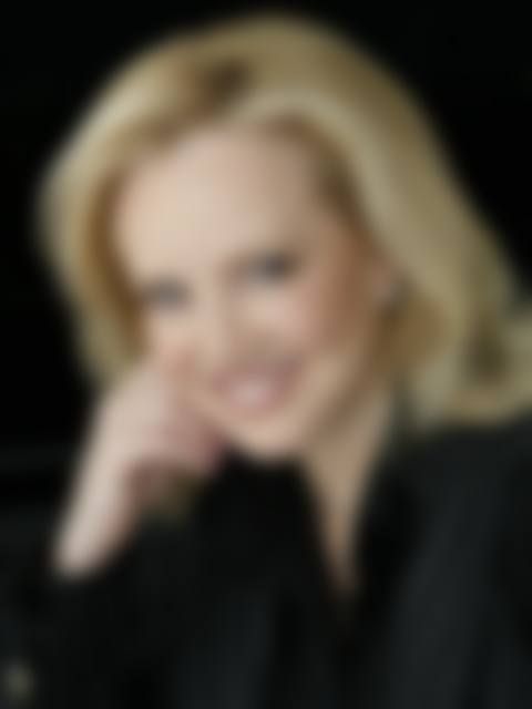 Susan Stroman, blurred