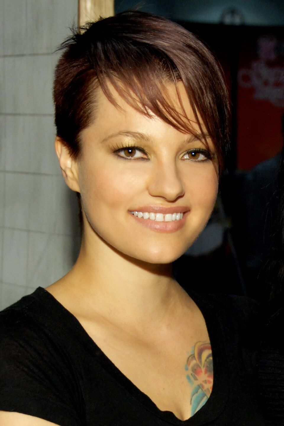 Bella