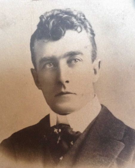 Lew Leslie