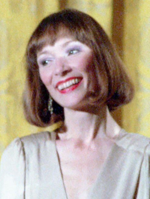 Karen Akers