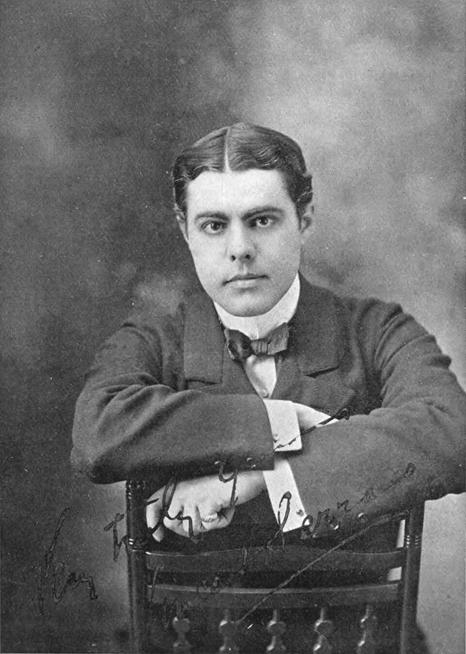 Vincent Serrano