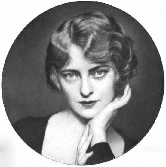 Evelyn Hoey